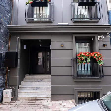 Maison 70 - New Renovated Luxury Residences Istanbul