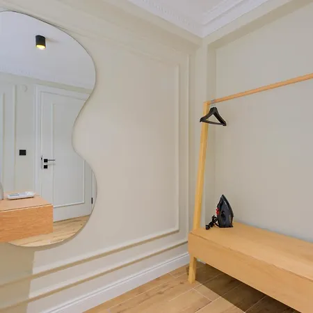 Maison 70 - New Renovated Luxury Residences